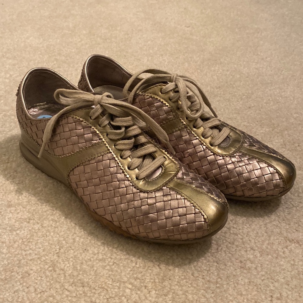 Cole Haan Nike Air Gold Basket Weave Walking Shoes Size 6